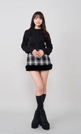 モデル：163cm（着用サイズ：FREE　着用カラー：BLK）