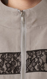 モデル：163cm（着用サイズ：FREE　着用カラー：GRY）