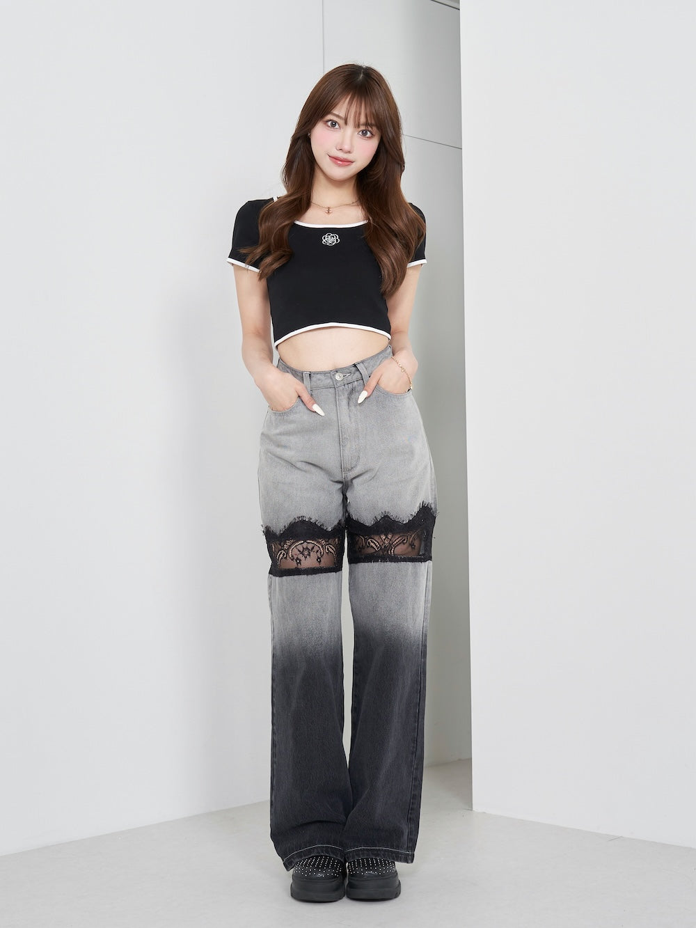 モデル：163cm（着用サイズ：FREE　着用カラー：BLK）