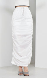 モデル：163cm（着用サイズ：FREE　着用カラー：WHT）