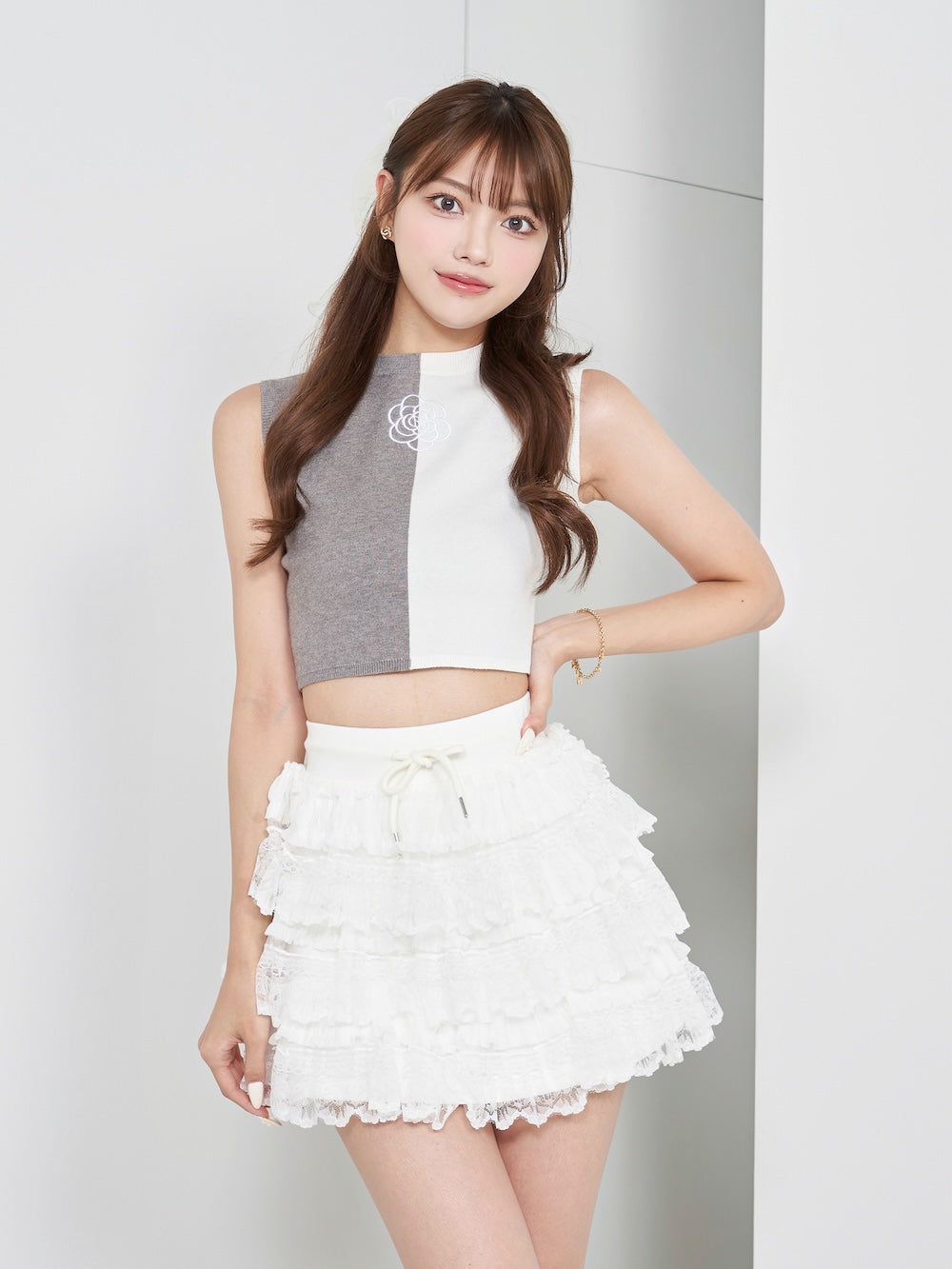 モデル：163cm（着用サイズ：FREE　着用カラー：GRY）