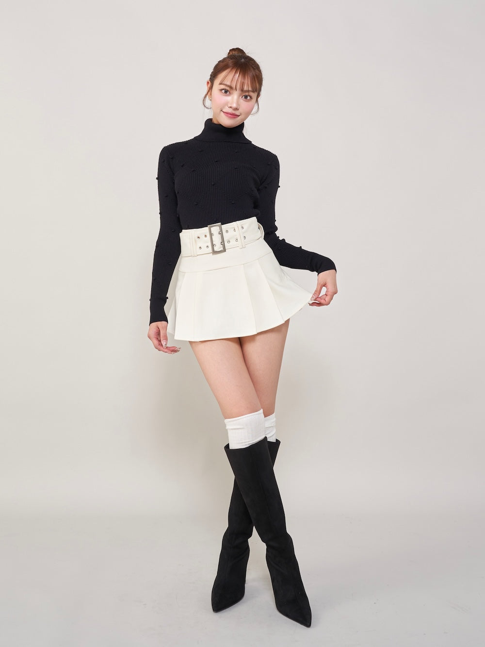 モデル：163cm（着用サイズ：FREE　着用カラー：BLK）