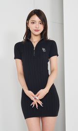 モデル：163cm（着用サイズ：FREE　着用カラー：BLK）