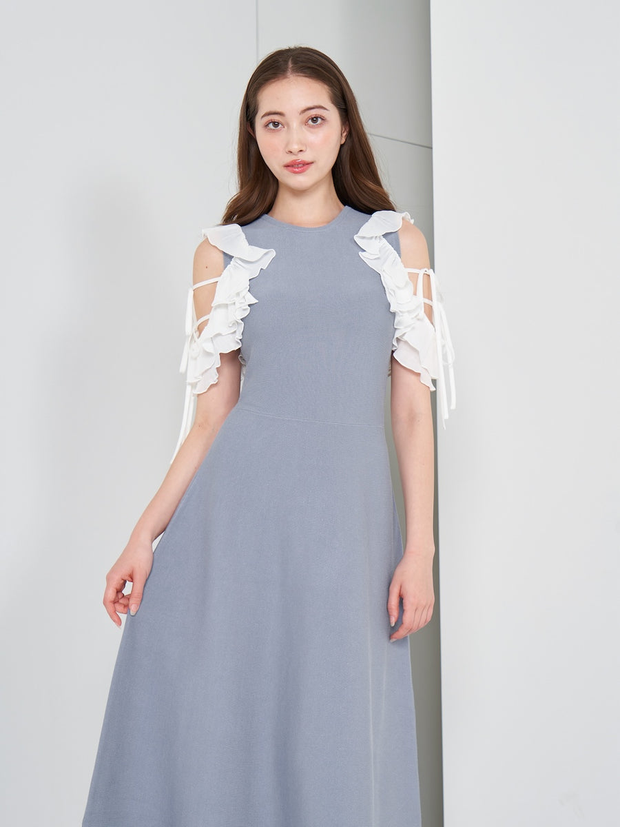 モデル：165cm（着用サイズ：FREE　着用カラー：SAX）