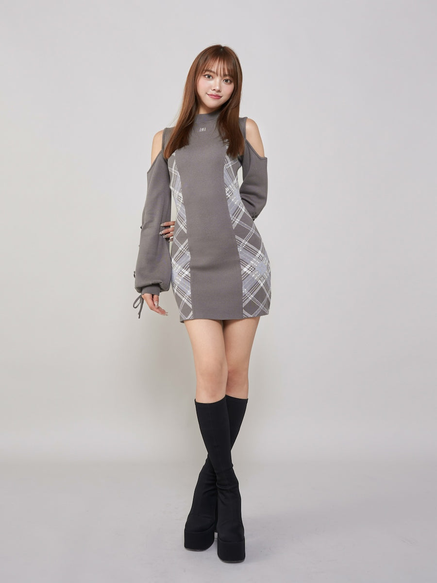 モデル：163cm（着用サイズ：FREE　着用カラー：GRY）