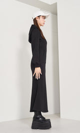 モデル：158cm（着用サイズ：FREE　着用カラー：BLK）