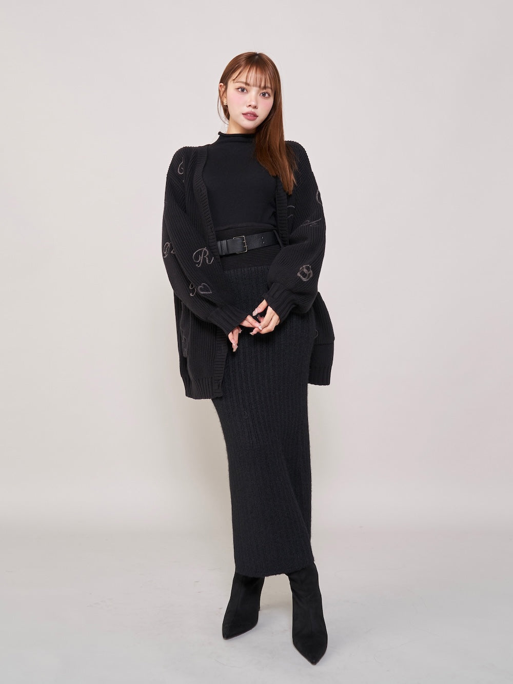 モデル：163cm（着用サイズ：FREE　着用カラー：BLK）