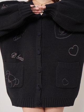 モデル：163cm（着用サイズ：FREE　着用カラー：BLK）