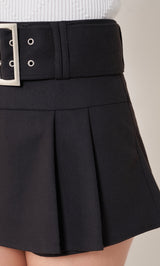 モデル：163cm（着用サイズ：S　着用カラー：BLK）
