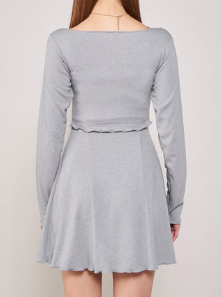 モデル：163cm（着用サイズ：FREE　着用カラー：GRY）