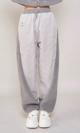 モデル：163cm（着用サイズ：FREE　着用カラー：GRY）