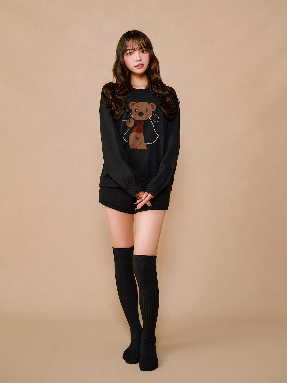 モデル：163cm（着用サイズ：FREE　着用カラー：BLK）