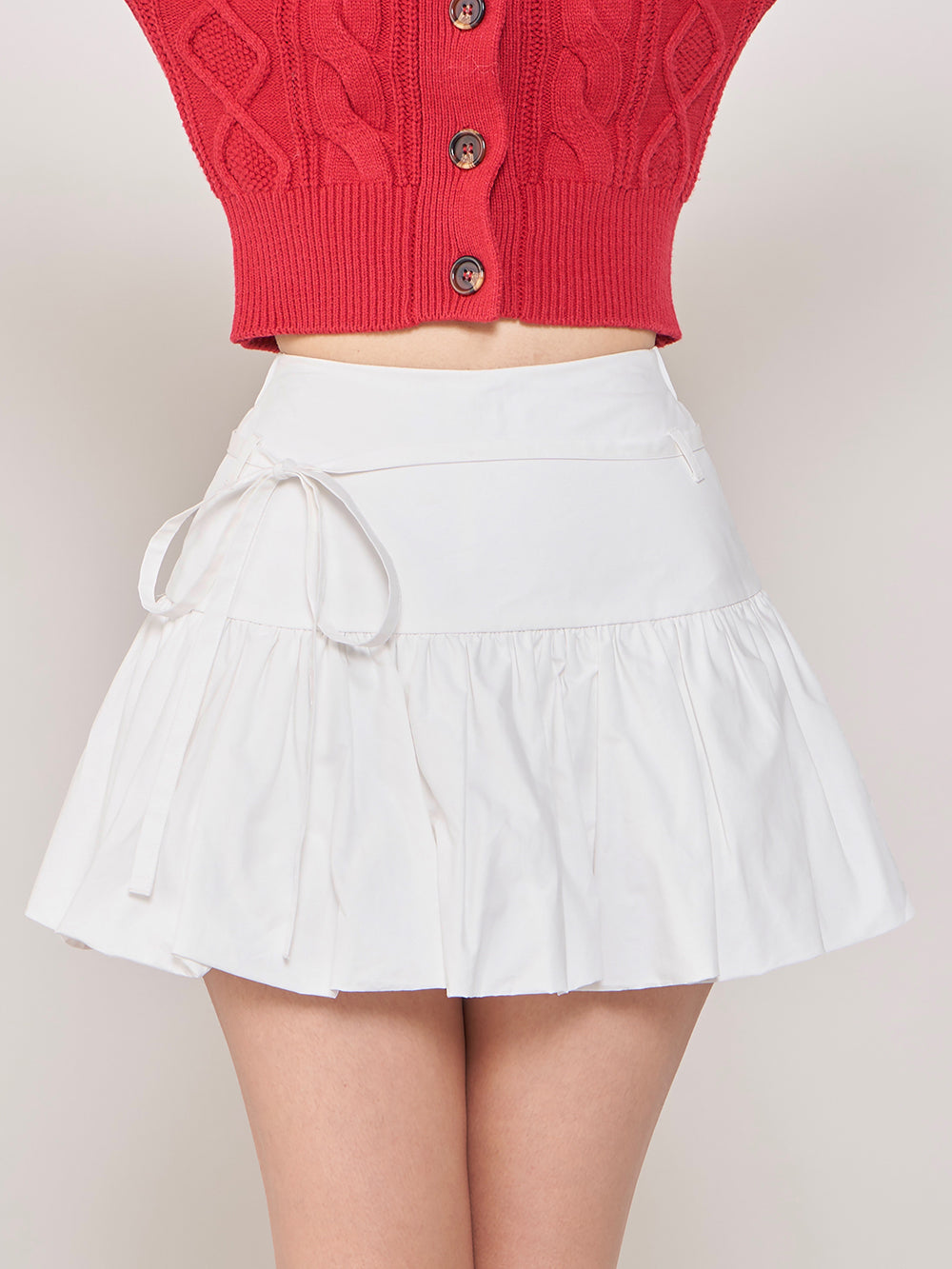 モデル：163cm（着用サイズ：FREE　着用カラー：WHT）