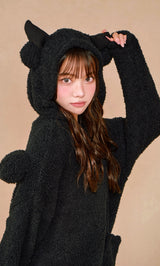 モデル：163cm（着用サイズ：FREE　着用カラー：BLK）
