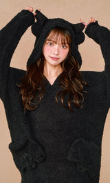 モデル：163cm（着用サイズ：FREE　着用カラー：BLK）