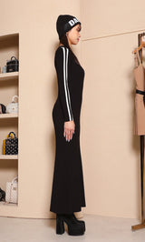 モデル：163cm（着用サイズ：FREE　着用カラー：BLK）