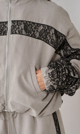 モデル：163cm（着用サイズ：FREE　着用カラー：GRY）