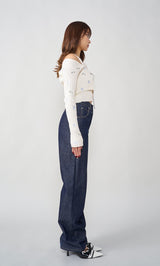 モデル：163cm（着用サイズ：FREE　着用カラー：WHT）