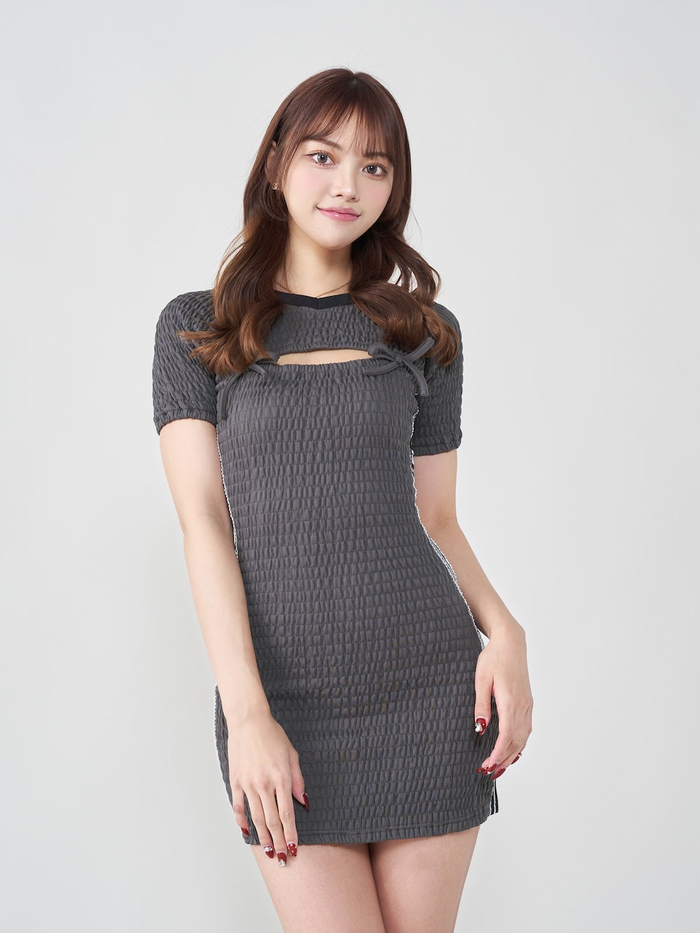 モデル：163cm（着用サイズ：FREE　着用カラー：C-GRY）