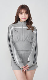 モデル：163cm（着用サイズ：FREE　着用カラー：GRY）