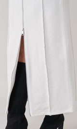 モデル：163cm（着用サイズ：FREE　着用カラー：WHT）