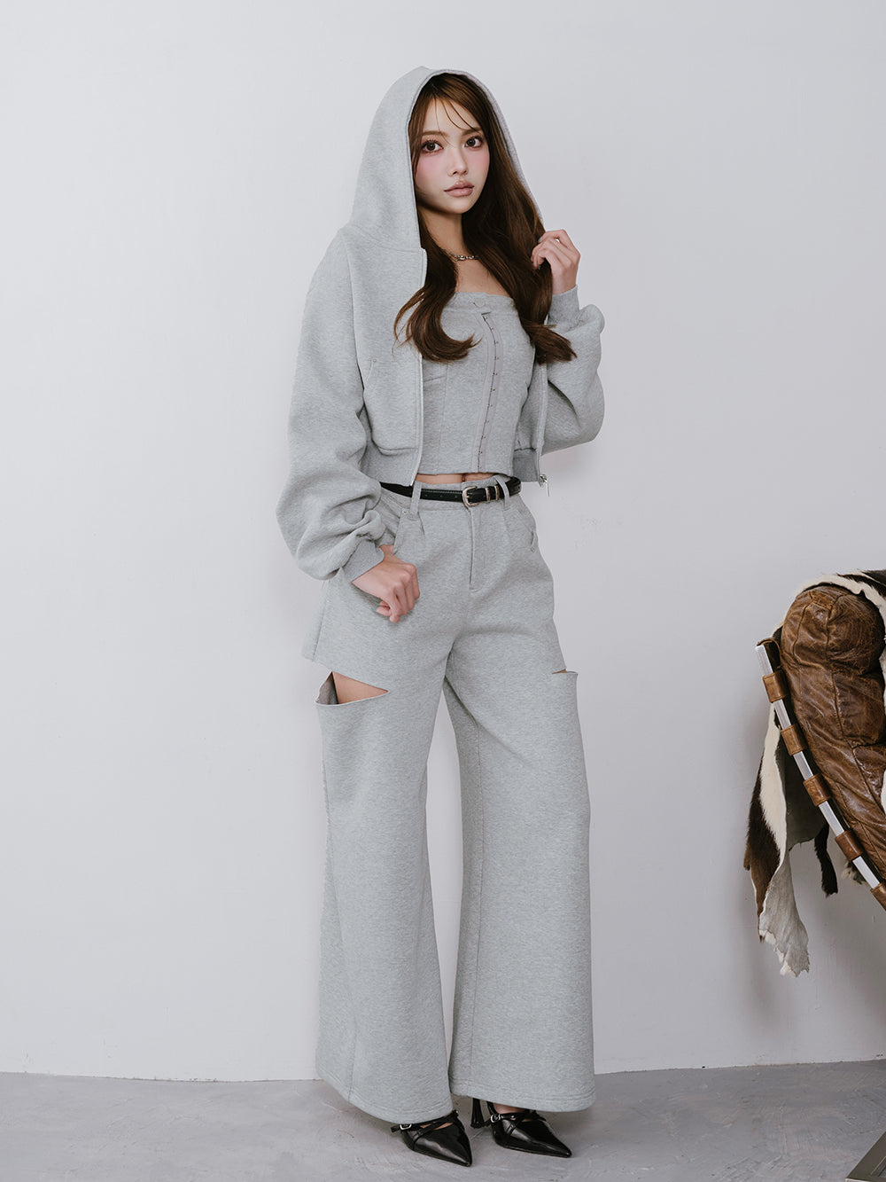 モデル：163cm（着用サイズ：FREE　着用カラー：GRY）