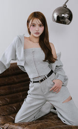 モデル：163cm（着用サイズ：FREE　着用カラー：GRY）