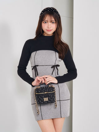 モデル：163cm（着用サイズ：FREE　着用カラー：GRY）