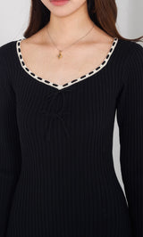 モデル：163cm（着用サイズ：FREE　着用カラー：BLK）