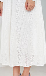 モデル：163cm（着用サイズ：FREE　着用カラー：WHT）