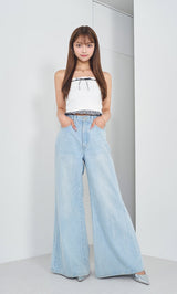 モデル：163cm（着用サイズ：FREE　着用カラー：WHT）