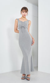 モデル：163cm（着用サイズ：FREE　着用カラー：GRY）