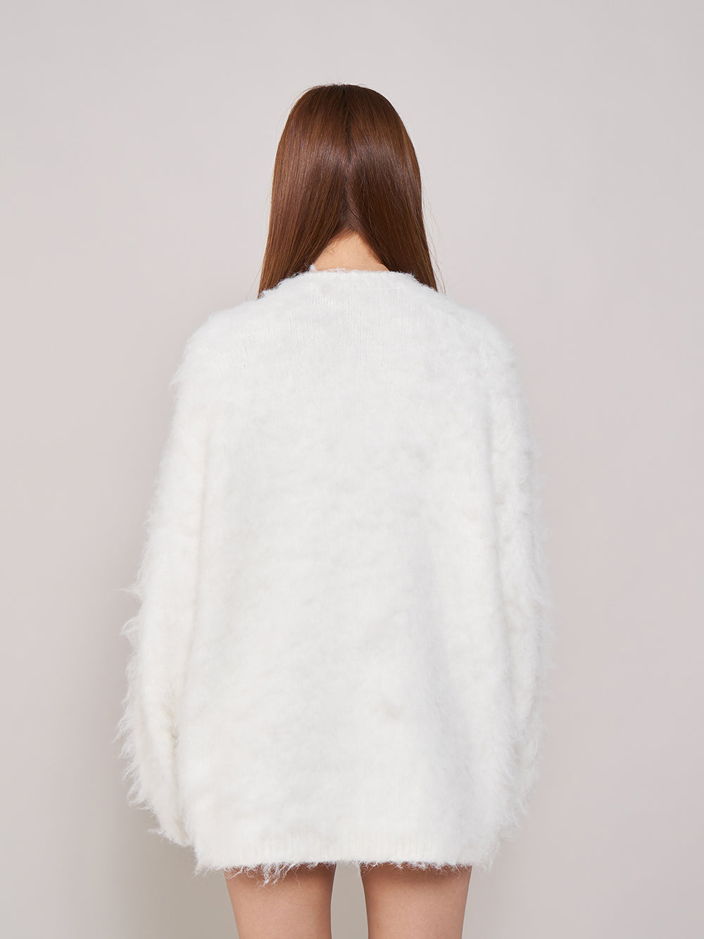 モデル：160cm（着用サイズ：FREE　着用カラー：IVO）