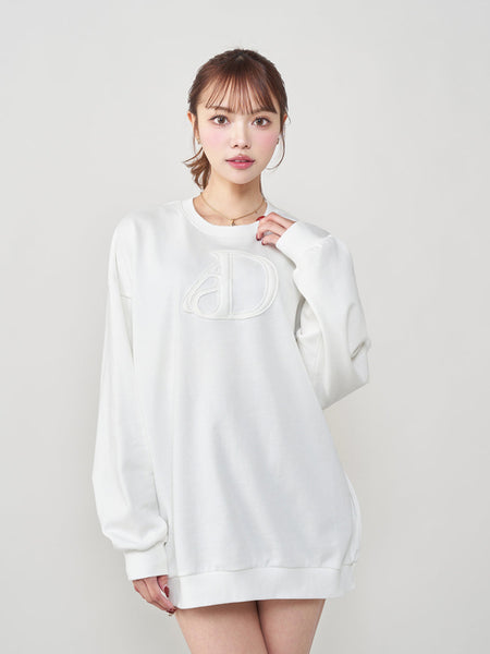Applique D Logo Pullover