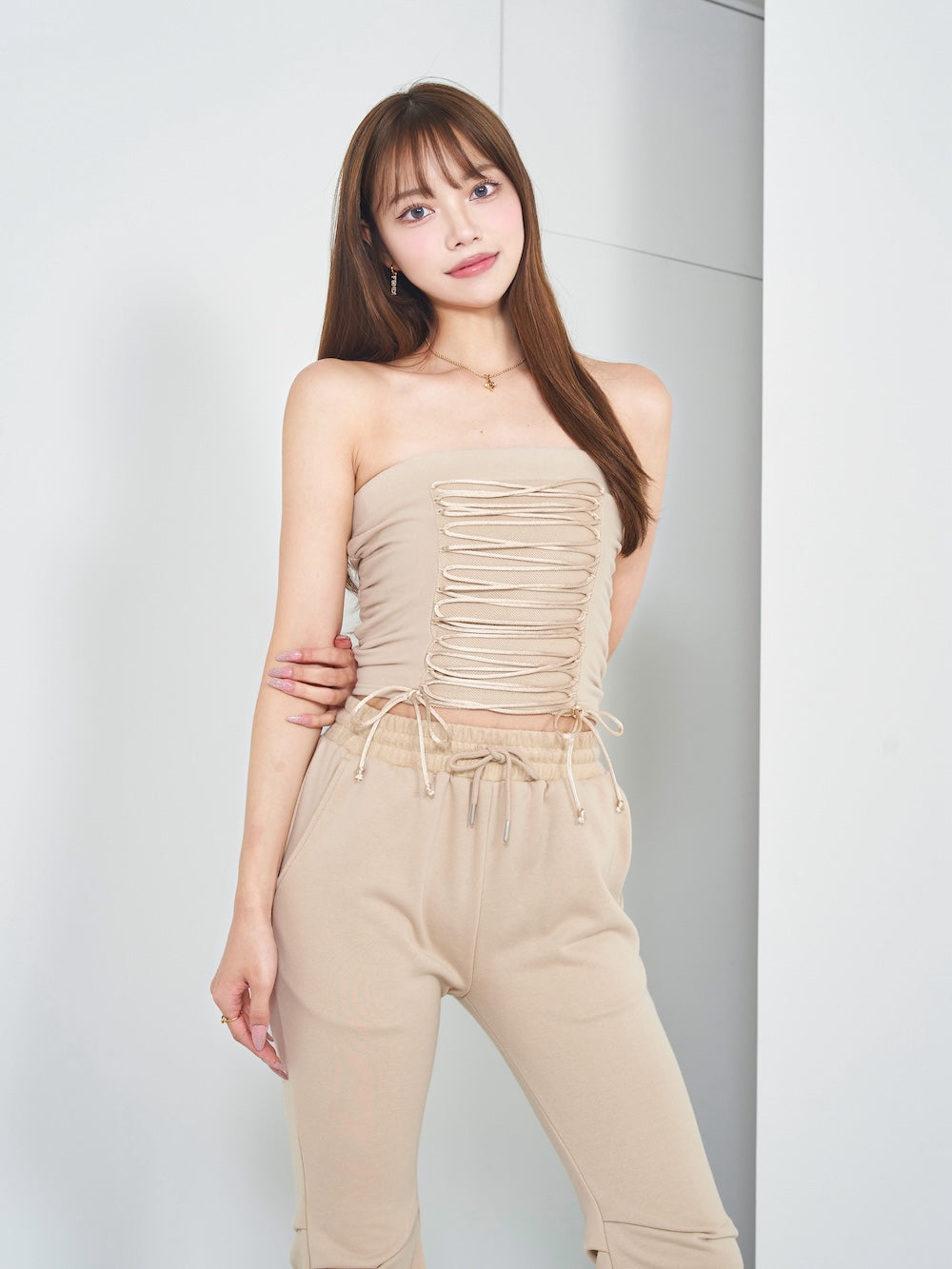 モデル：163cm（着用サイズ：FREE　着用カラー：BEG）