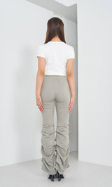 モデル：163cm（着用サイズ：FREE　着用カラー：GRY）