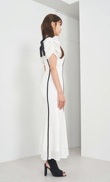 モデル：163cm（着用サイズ：FREE　着用カラー：WHT）