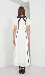 モデル：163cm（着用サイズ：FREE　着用カラー：WHT）