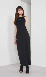 モデル：163cm（着用サイズ：FREE　着用カラー：BLK）