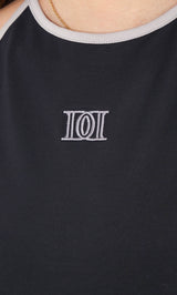 モデル：163cm（着用サイズ：FREE　着用カラー：BLK）