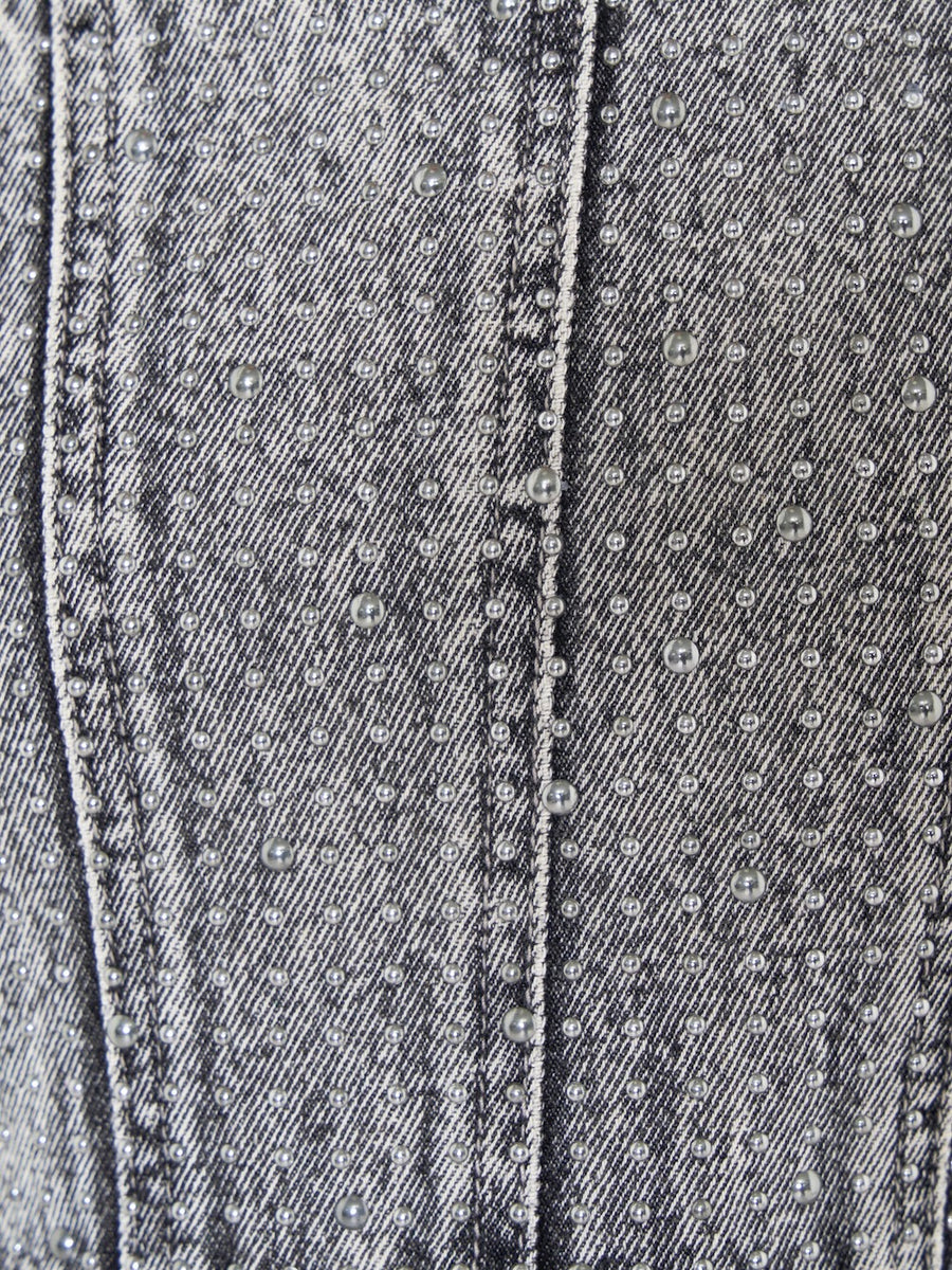 モデル：163cm（着用サイズ：FREE　着用カラー：BLK）