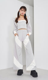モデル：163cm（着用サイズ：FREE　着用カラー：GRY）
