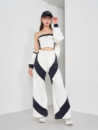 モデル：163cm（着用サイズ：FREE　着用カラー：IVO）