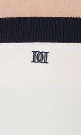 モデル：163cm（着用サイズ：FREE　着用カラー：IVO）