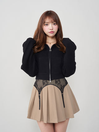 モデル：163cm（着用サイズ：FREE　着用カラー：BLK）