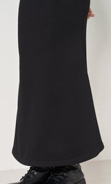 モデル：158cm（着用サイズ：FREE　着用カラー：BLK）