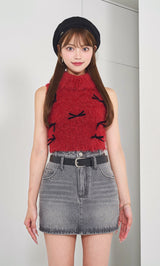 モデル：163cm（着用サイズ：FREE　着用カラー：RED）