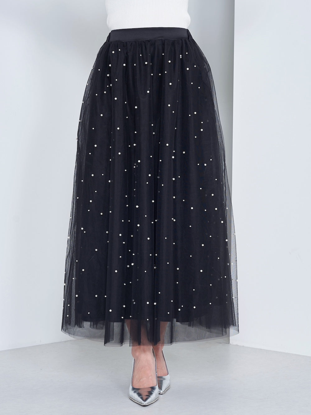 モデル：163cm（着用サイズ：FREE　着用カラー：BLK）