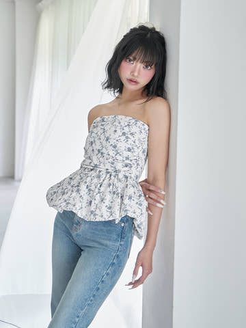 モデル：163cm（着用サイズ：FREE　着用カラー：WHT）
