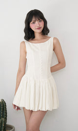 モデル：163cm（着用サイズ：FREE　着用カラー：WHT）